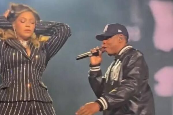 beyonce jay z yankee stadium