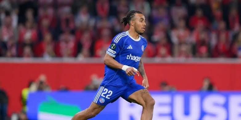bayer leverkusen sign guela doue