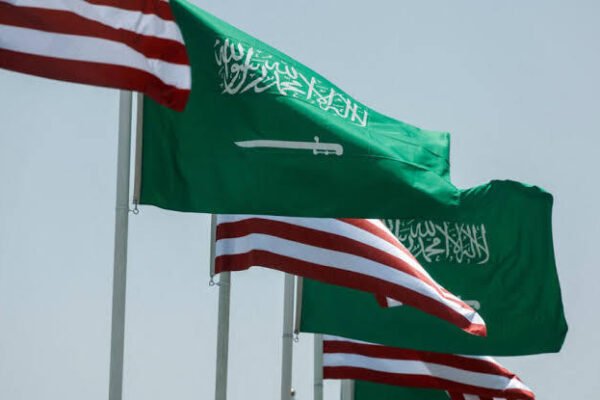 iran warns gulf states