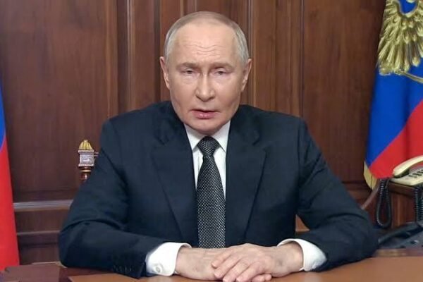 russia warns britain over ukraine