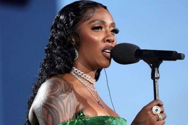 tiwa savage and female artists