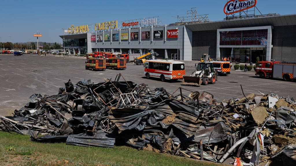 ukraine shopping mall strike