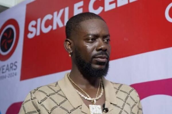 adekunle gold genotype sickle cell