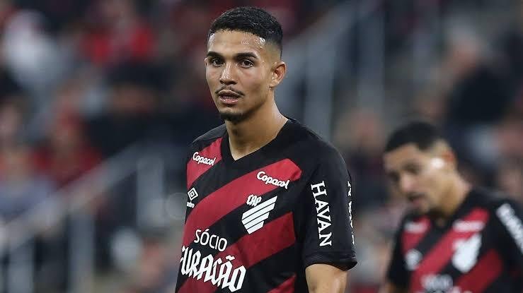 barcelona scouts arthur dias