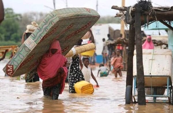 flood warning for 15 states