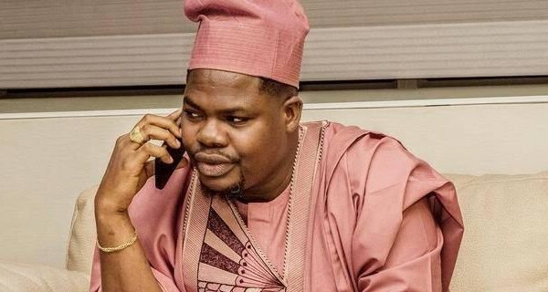 mr macaroni government threats