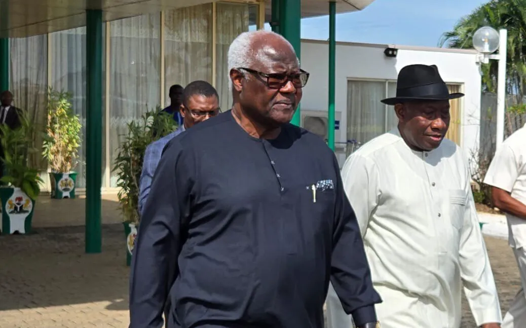 nigeria helps ex sierra leone president